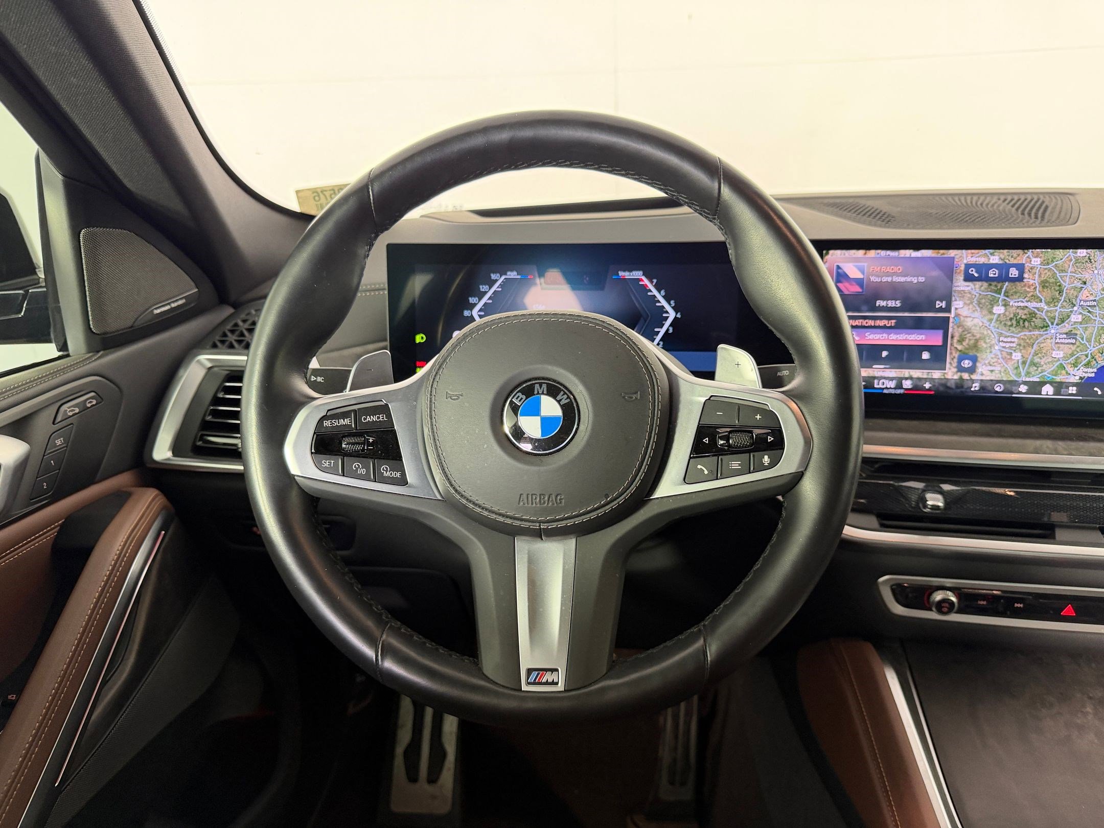 Used 2024 BMW X6 xDrive40i w/ Executive Package AWD/4WD image 16