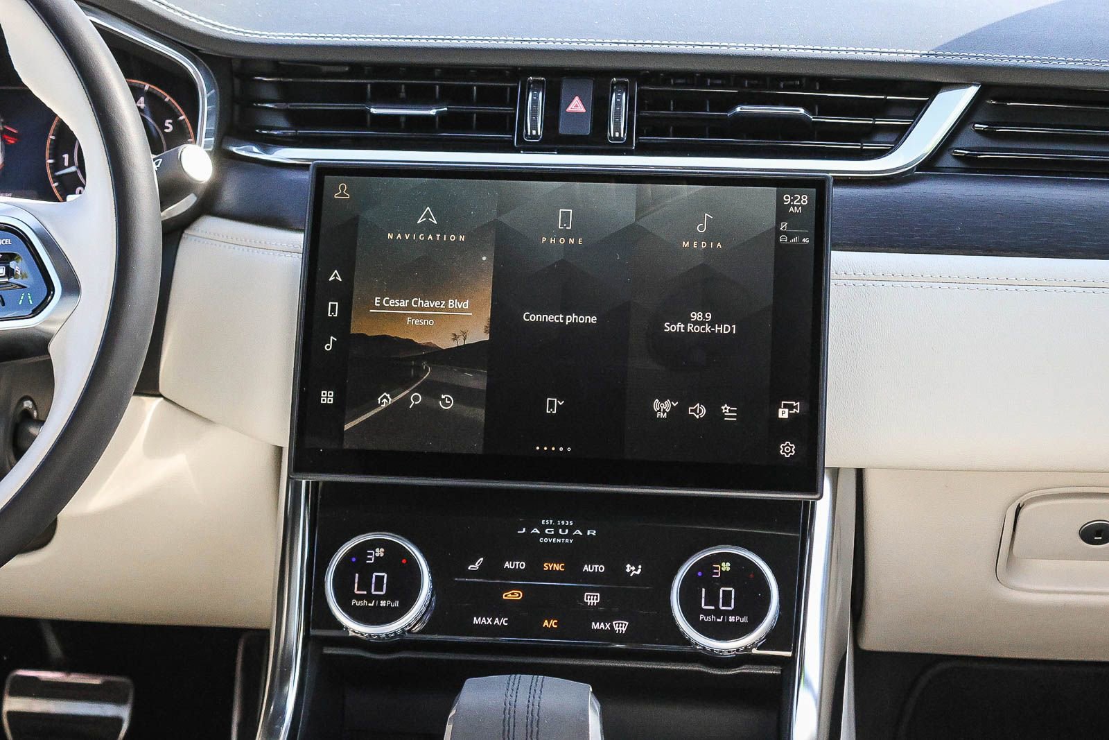 Used 2024 Jaguar XF R-Dynamic SE image 25