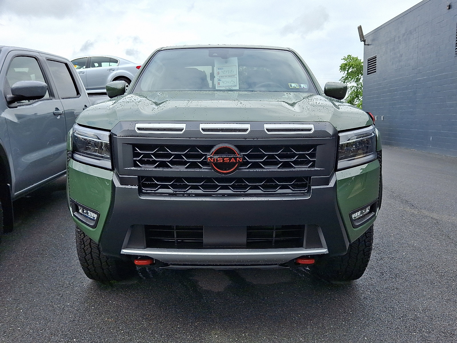 New 2025 Nissan Frontier PRO-4X image 2