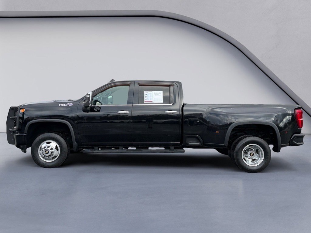 Used 2020 Chevrolet Silverado 3500 High Country image 2