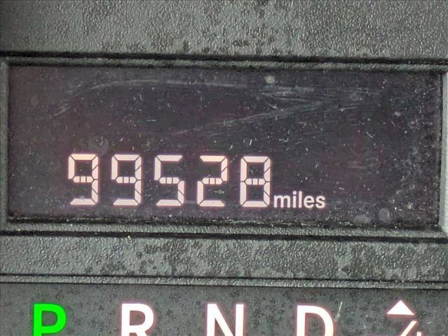 Used 2016 Dodge Grand Caravan SXT image 12