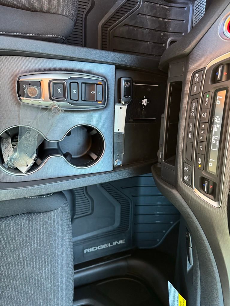 New 2025 Honda Ridgeline Sport image 17