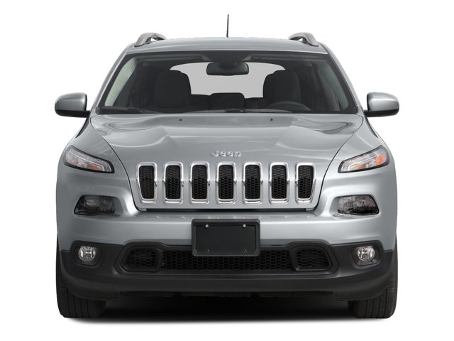 Certified 2017 Jeep Cherokee Latitude w/ Cold Weather Group AWD/4WD image 4
