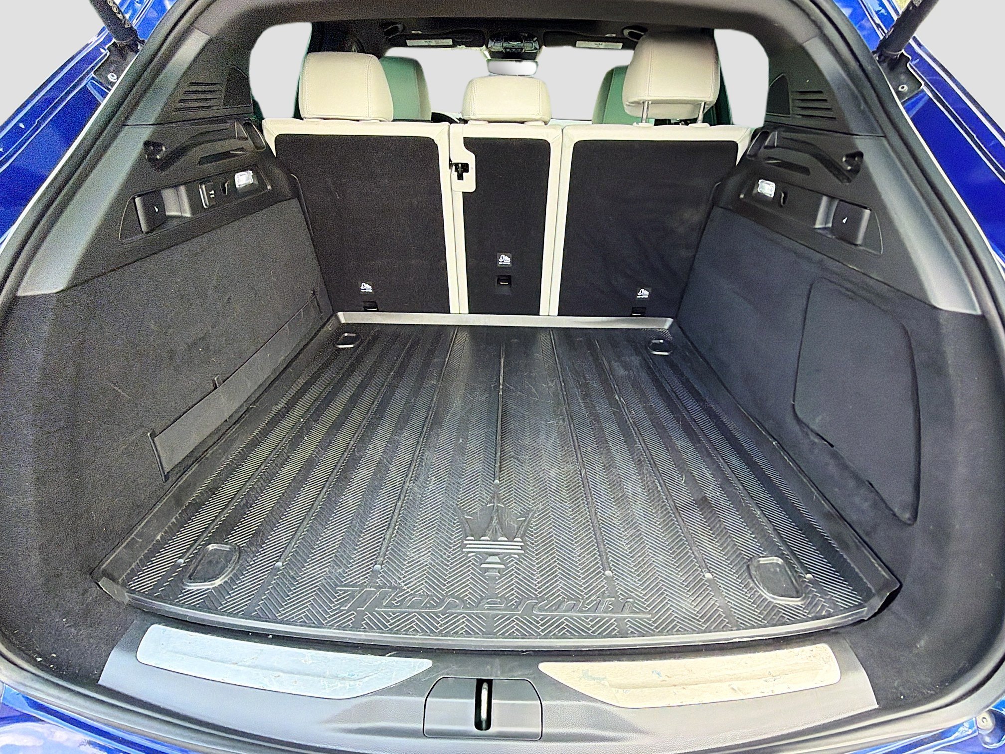 Used 2023 Maserati Grecale Modena image 12