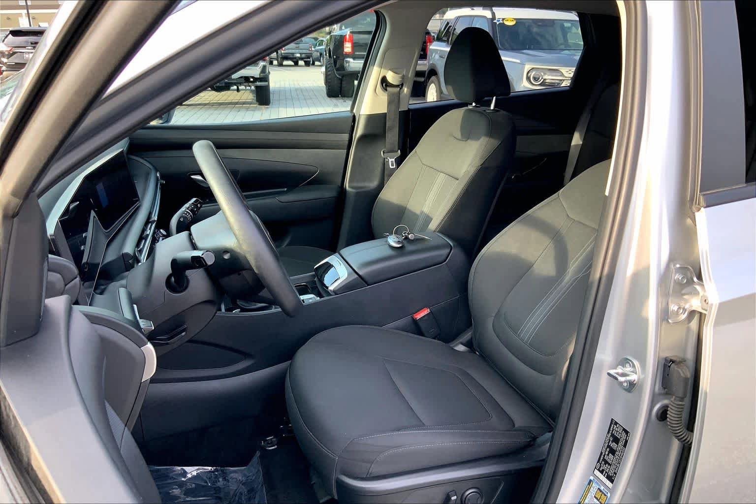Used 2025 Hyundai Tucson SEL AWD/4WD image 8