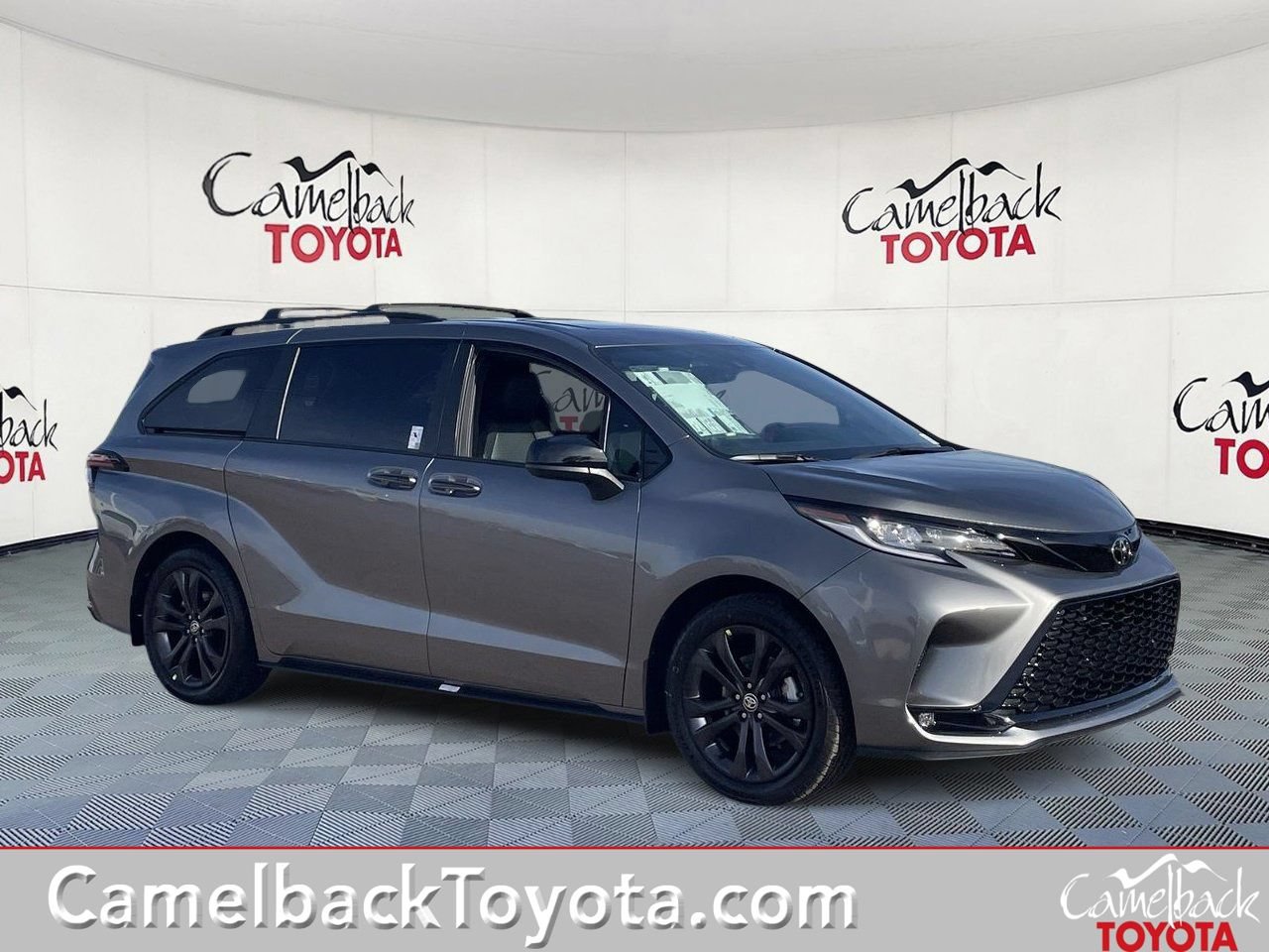 New 2026 Toyota Sienna XSE FWD image 1