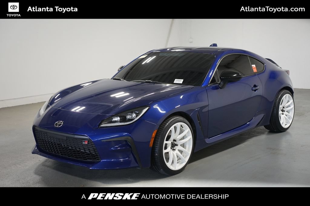 Used 2023 Toyota GR86 Premium RWD image 1