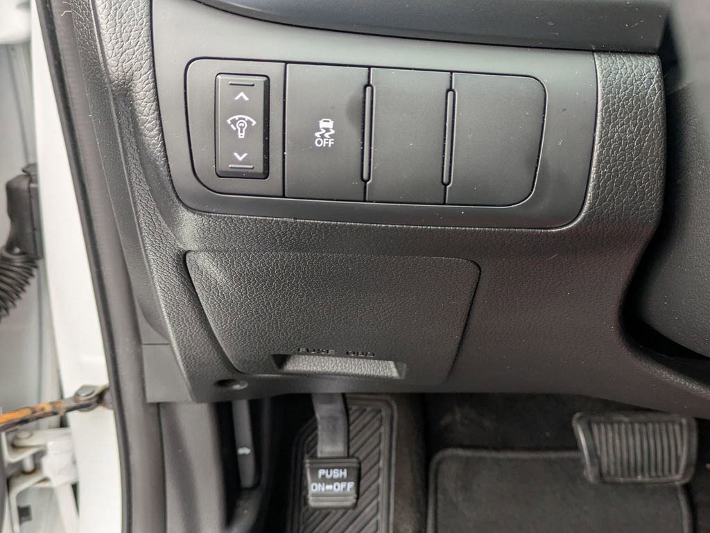 Used 2015 Kia Optima LX w/ LX Convenience Package image 19
