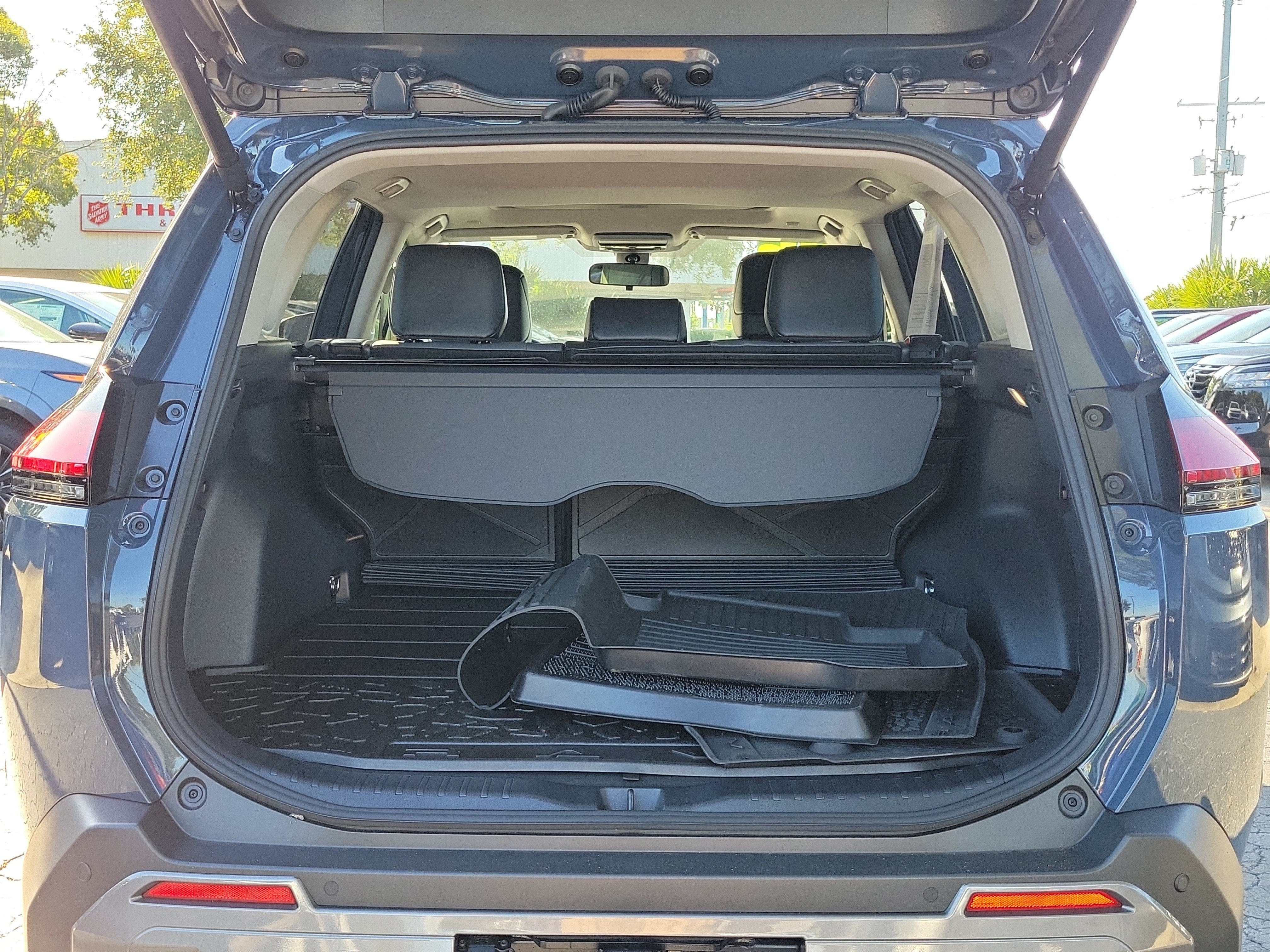 Used 2026 Toyota RAV4 FWD image 10