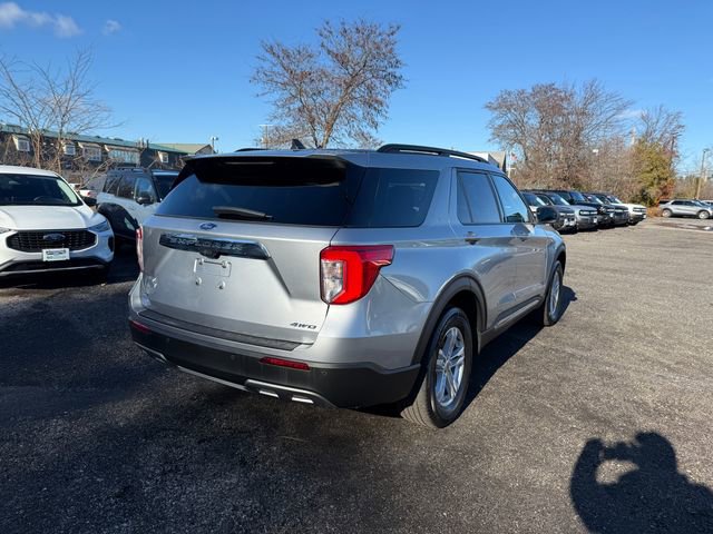 Used 2022 Ford Explorer XLT w/ Equipment Group 202A image 27