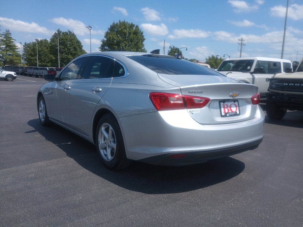Used 2017 Chevrolet Malibu LS FWD image 5