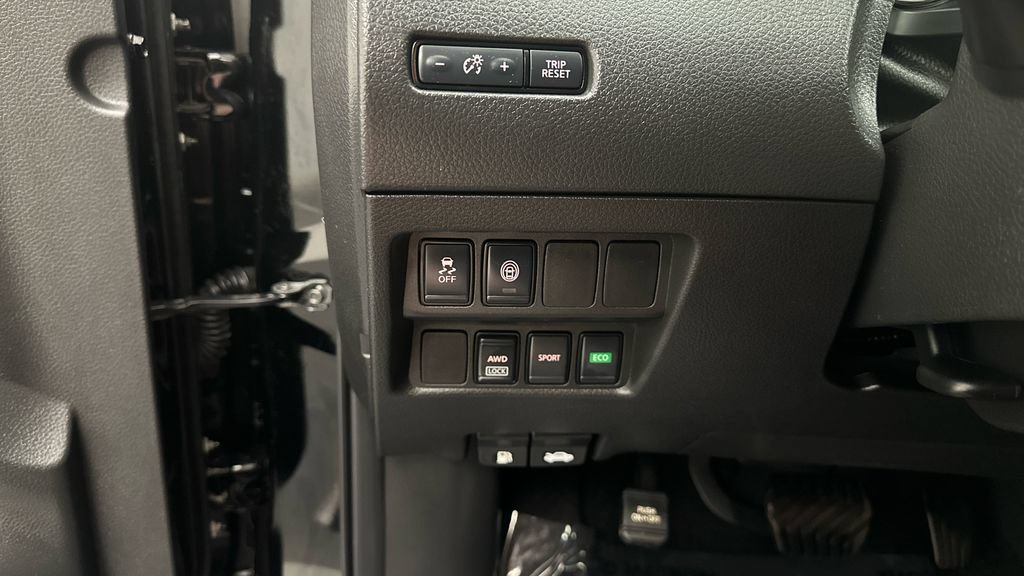 Certified 2022 Nissan Rogue Sport S AWD/4WD image 27