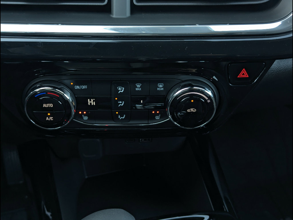 New 2026 Chevrolet Trax RS w/ Driver Confidence Package image 24