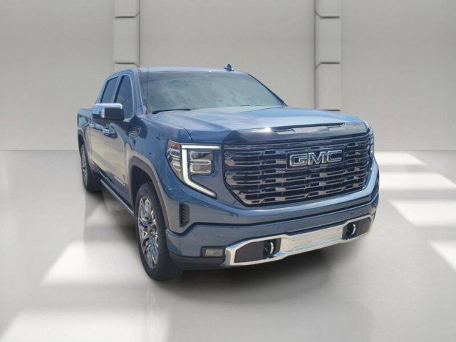 Used 2025 GMC Sierra 1500 Denali Ultimate AWD/4WD image 3