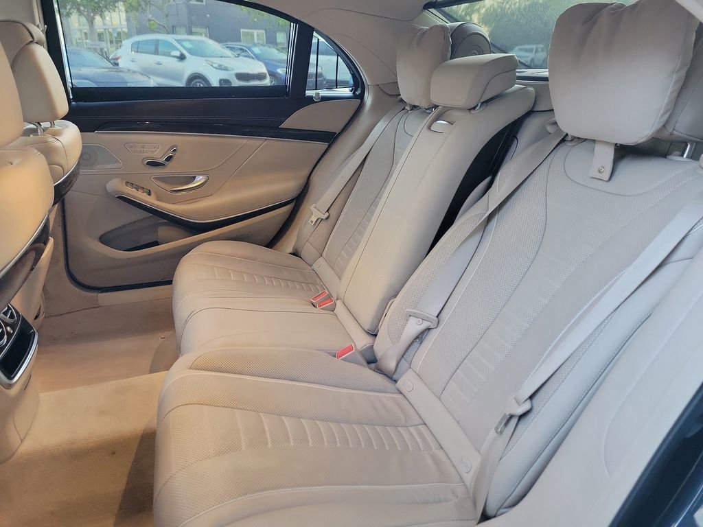 Used 2018 Mercedes-Benz S 560 Sedan image 16