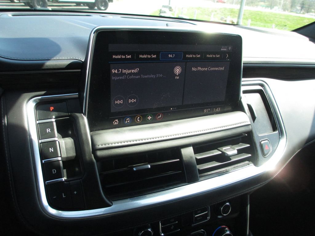 Used 2021 Chevrolet Tahoe Z71 w/ Luxury Package image 29