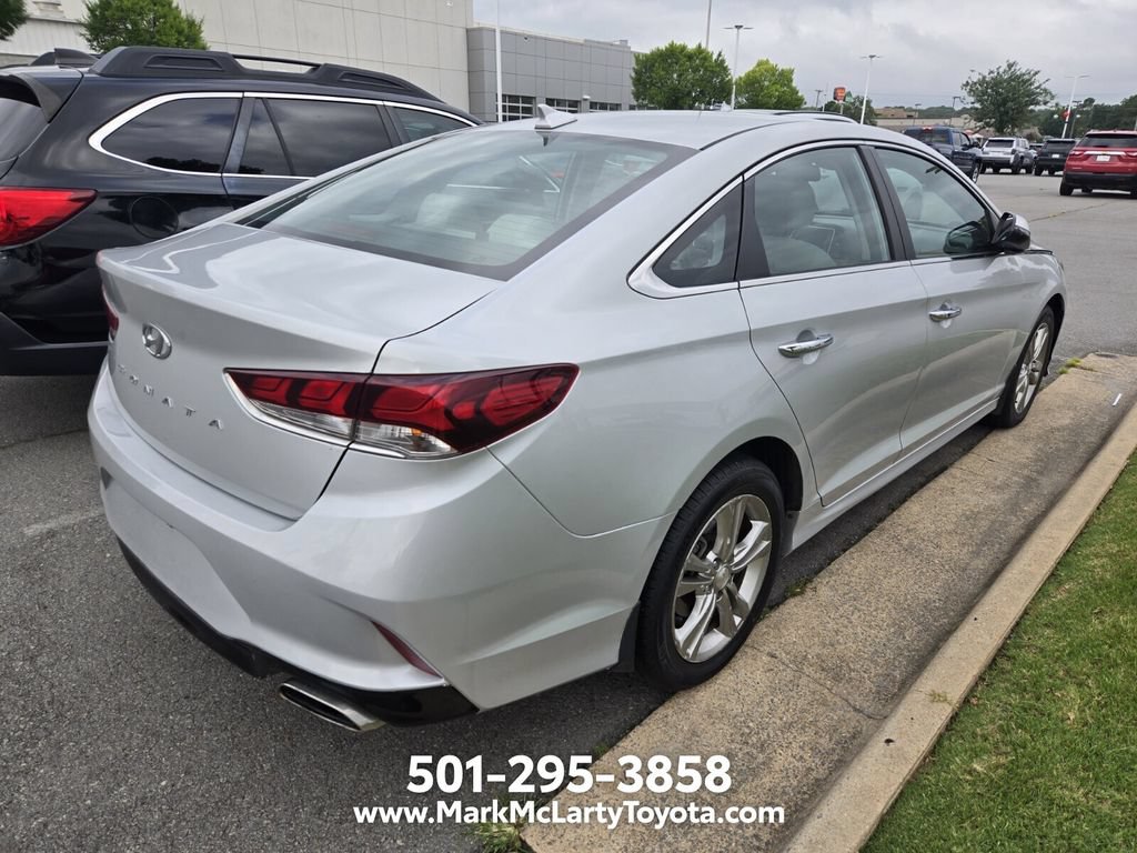 Used 2019 Hyundai Sonata SEL w/ Tech Package 02 FWD image 6
