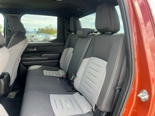 Certified 2025 Toyota Tacoma TRD Off-Road AWD/4WD image 20