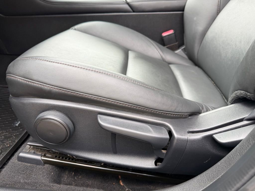 Used 2021 MAZDA MAZDA3 s image 17