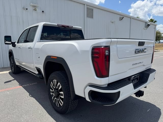 Used 2024 GMC Sierra 2500 Denali Ultimate w/ Max Trailering Package AWD/4WD image 9