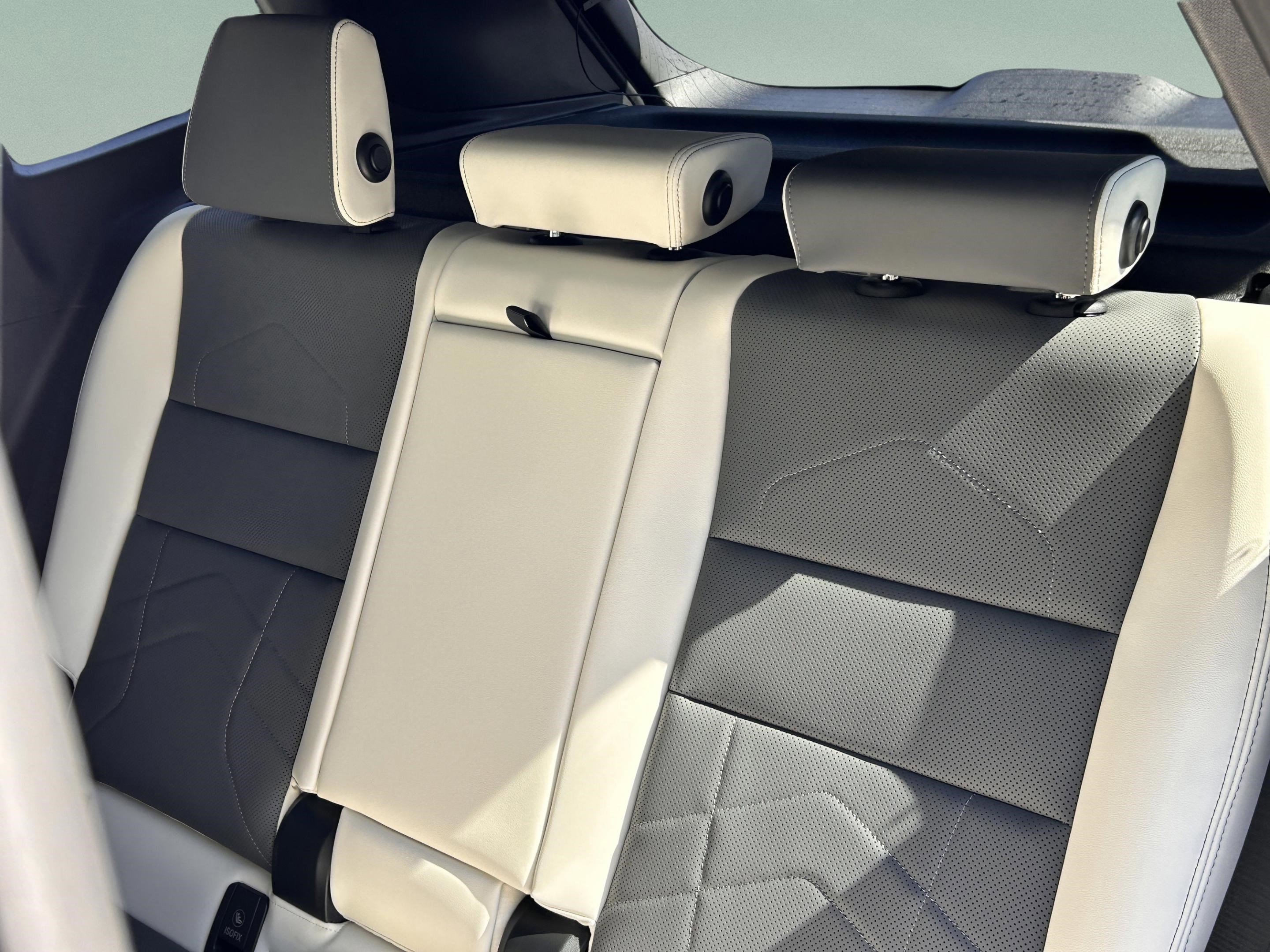 Used 2026 BMW X1 xDrive28i w/ Convenience Package image 23