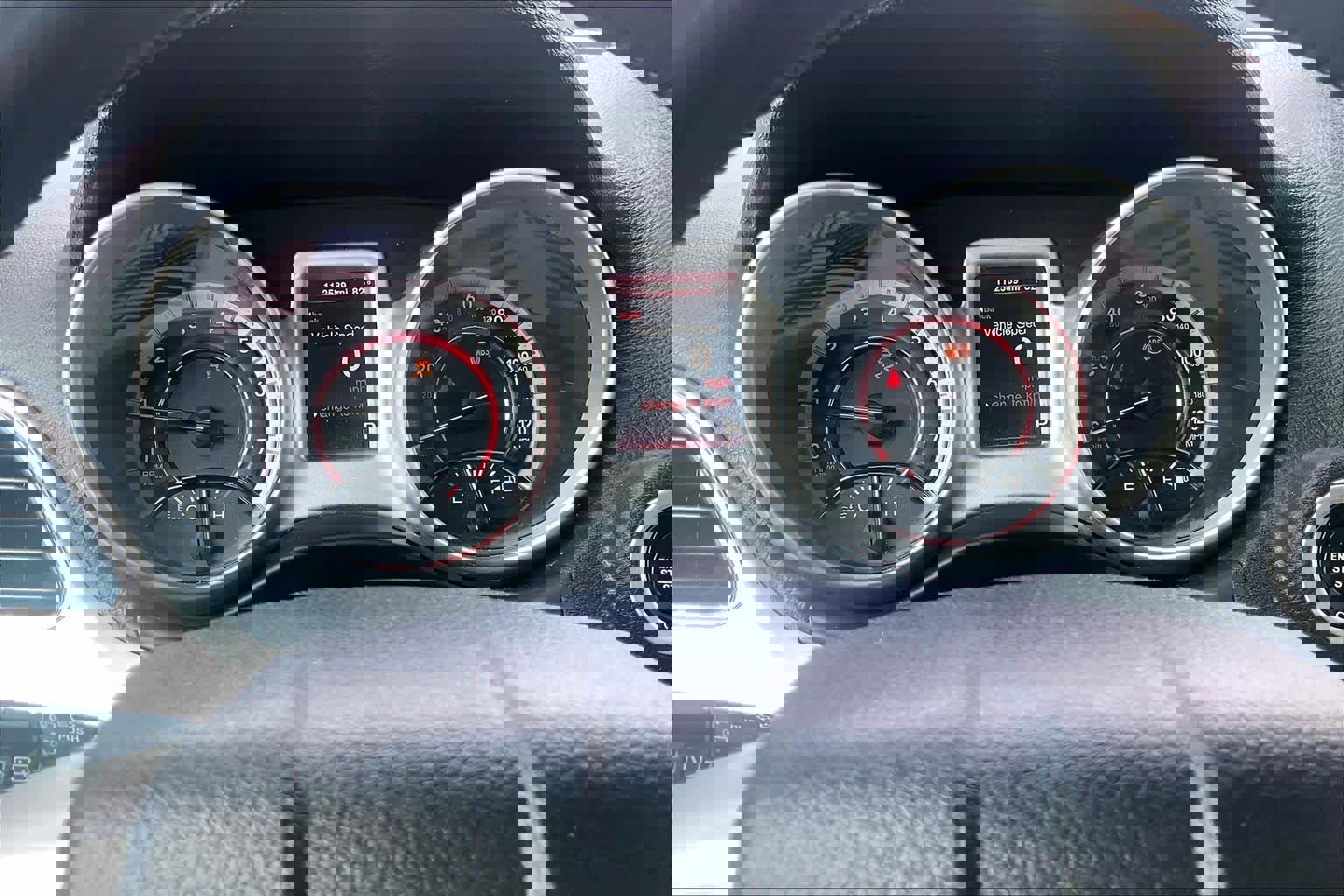 Used 2016 Dodge Journey SE w/ Flexible Seating Group FWD image 26