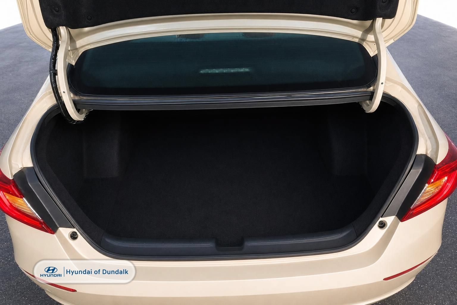 Used 2018 Honda Accord LX image 5