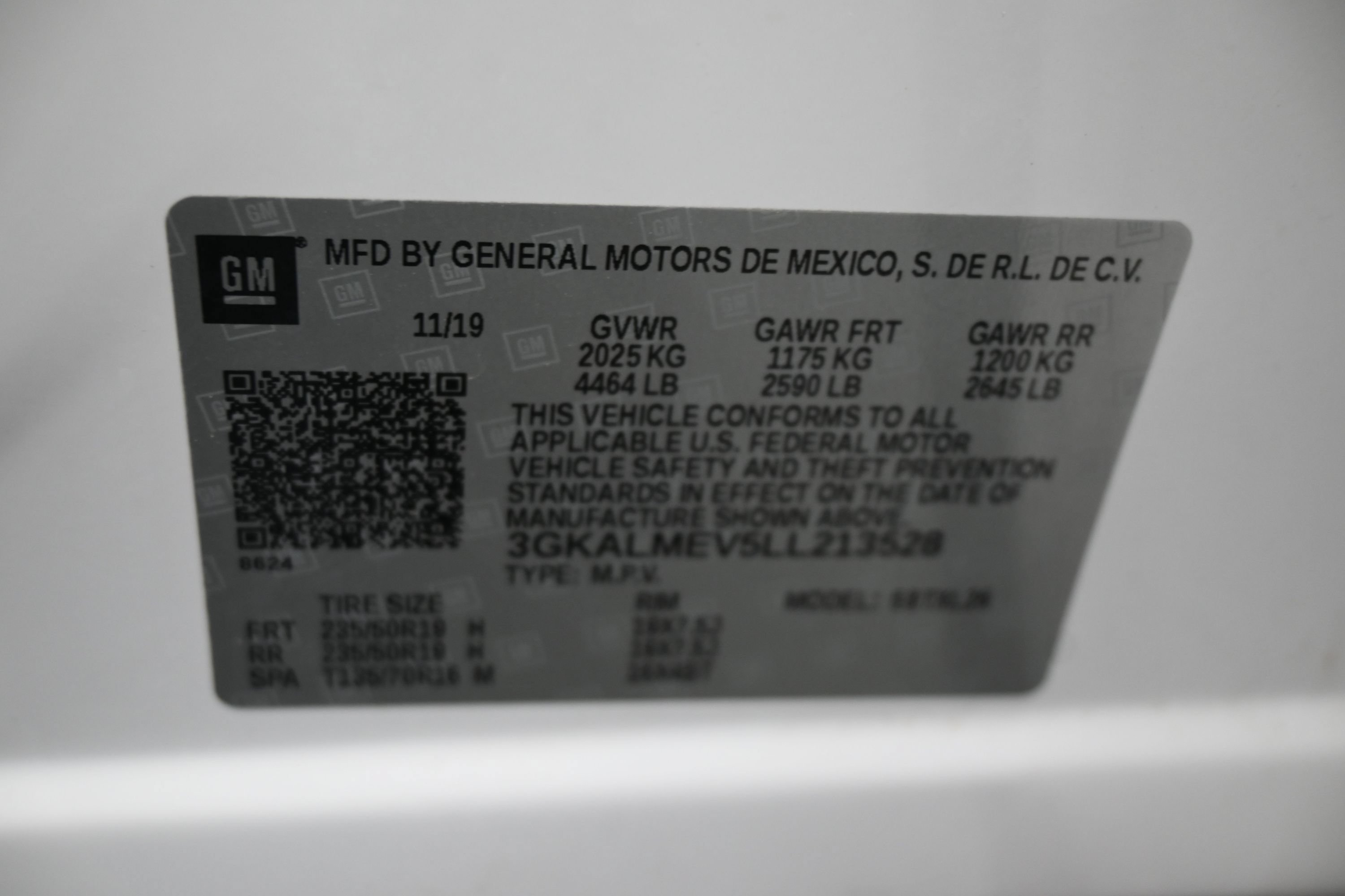Used 2020 GMC Terrain SLE w/ Driver Convenience Package FWD image 12