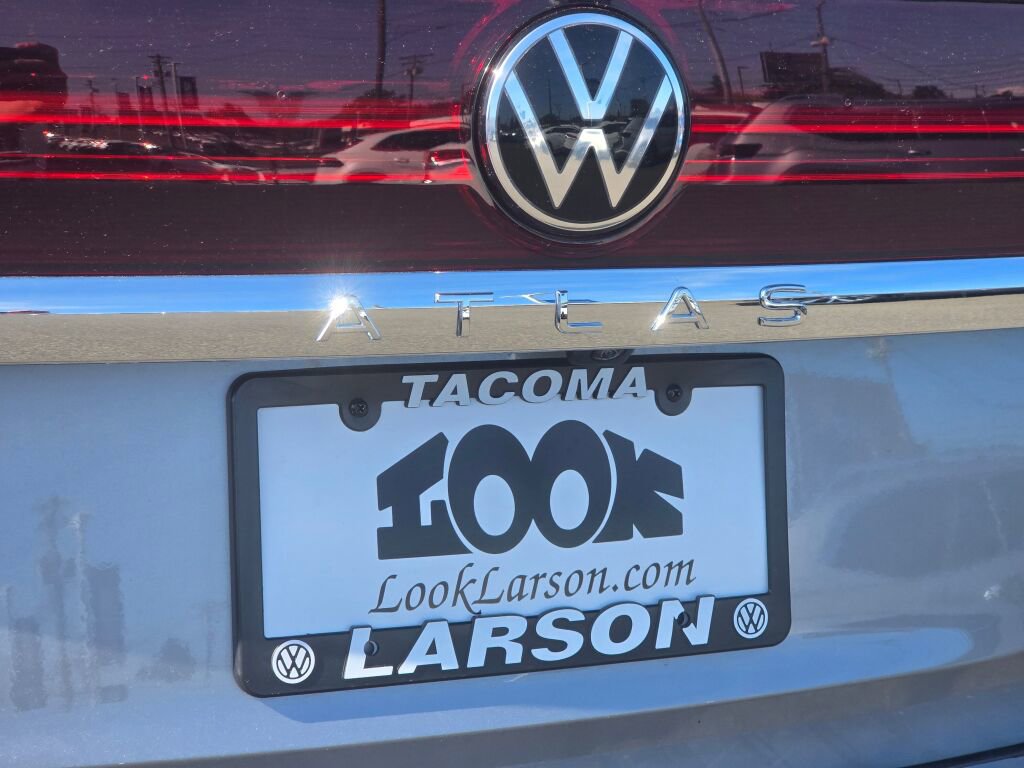 New 2025 Volkswagen Atlas SEL image 13