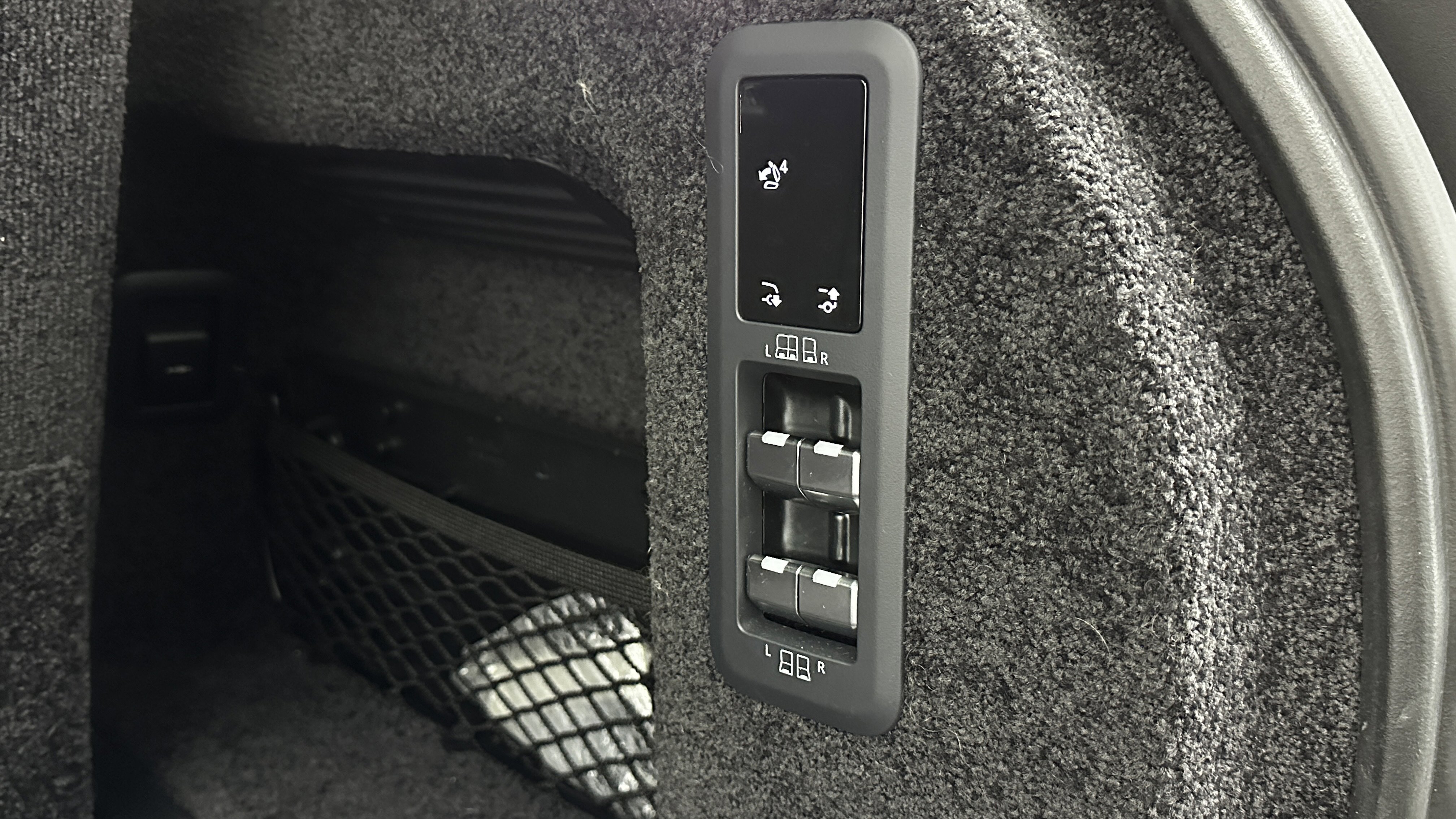 Used 2025 Land Rover Range Rover Long Wheelbase SE image 43