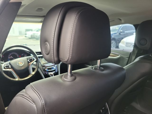 Used 2013 Cadillac XTS Luxury w/ Driver Awareness Package FWD image 11