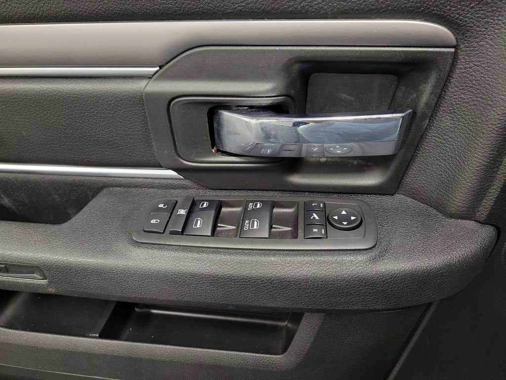 Used 2022 RAM 1500 Classic Warlock image 19