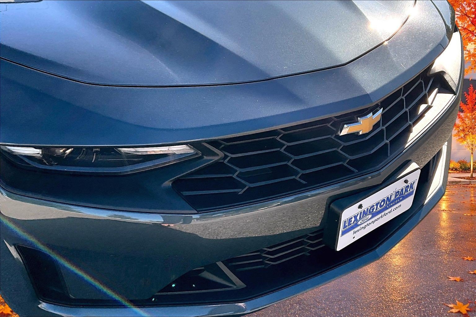 Used 2020 Chevrolet Camaro LT RWD image 32