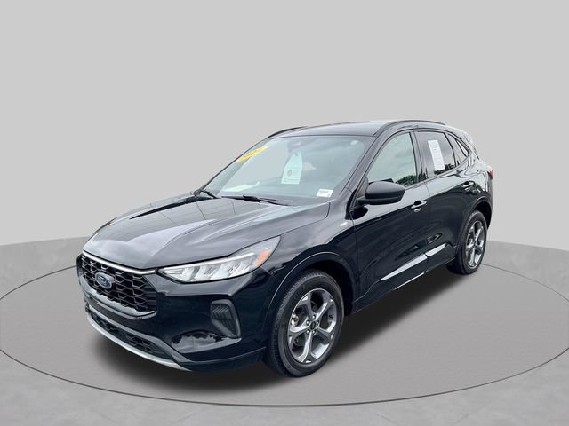 Used 2024 Ford Escape ST-Line w/ Tech Pack #1 AWD/4WD image 4