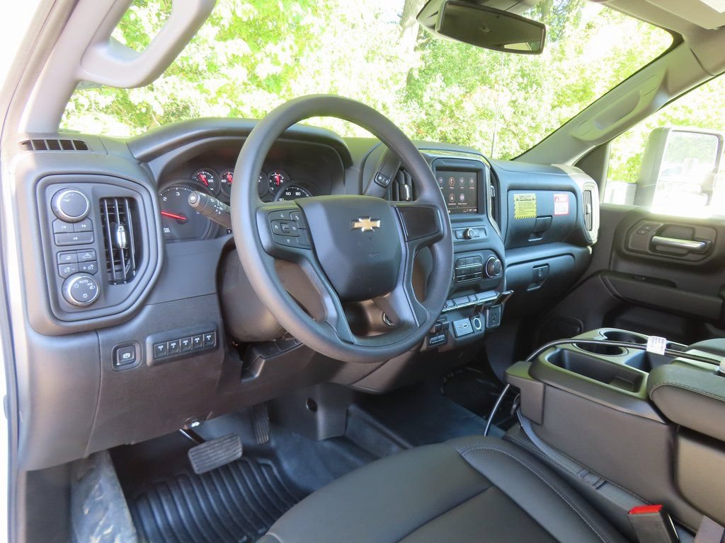 New 2025 Chevrolet Silverado 3500 W/T AWD/4WD image 19