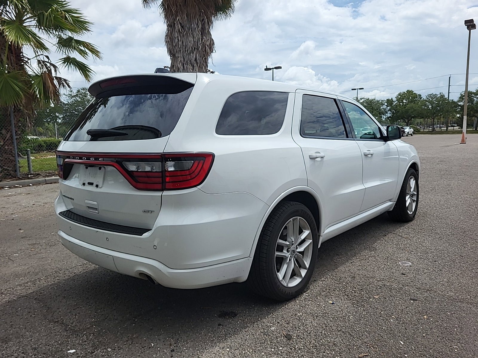 Used 2023 Dodge Durango GT RWD image 4