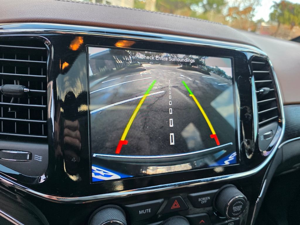 Used 2019 Jeep Grand Cherokee Summit w/ Platinum Series Group image 21