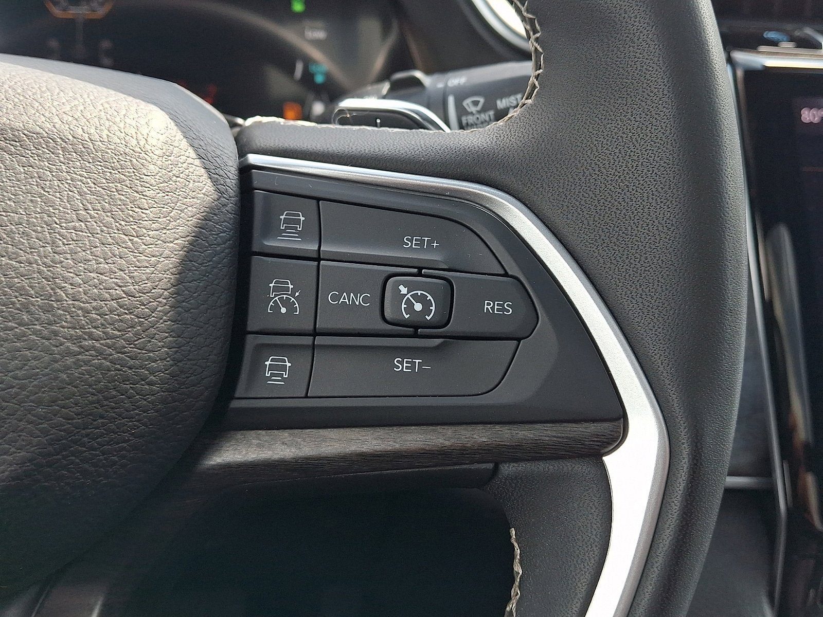 Used 2024 Jeep Grand Cherokee Limited 4xe AWD/4WD image 22