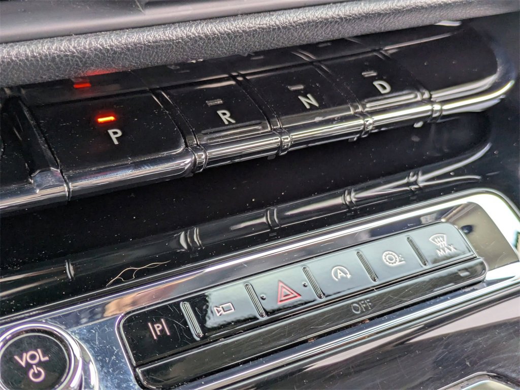 Used 2024 Lincoln Corsair Reserve w/ Equipment Group 201A image 23