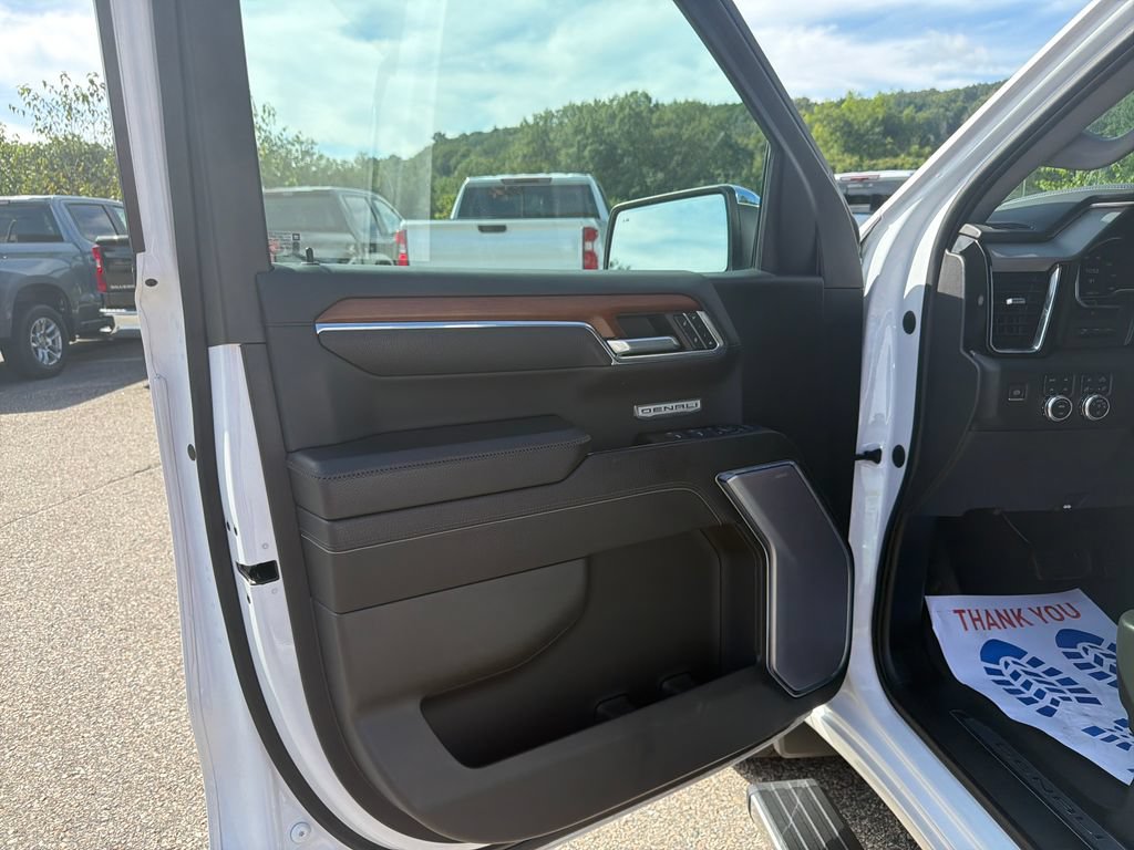 Certified 2023 GMC Sierra 1500 Denali w/ Denali Reserve Package AWD/4WD image 10