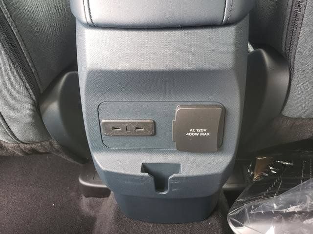 New 2026 Ford Maverick XLT w/ XLT Luxury Package AWD/4WD image 14