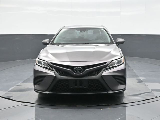 Used 2020 Toyota Camry SE image 30