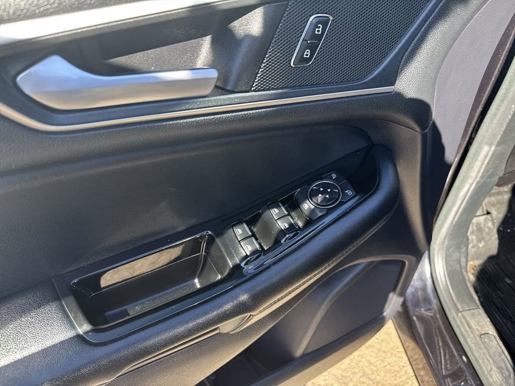 Certified 2020 Ford Edge SEL w/ Convenience Package image 13