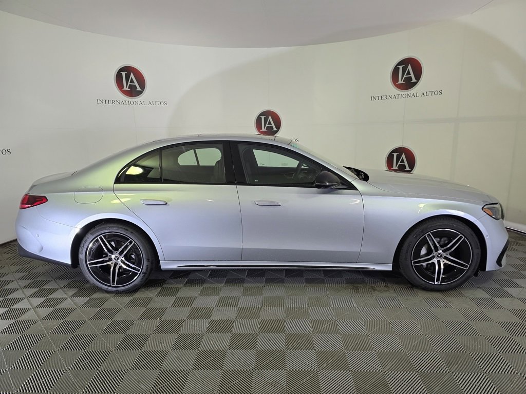 New 2026 Mercedes-Benz E 350 4MATIC Sedan image 3