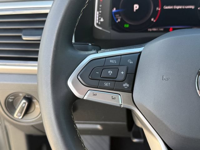 Used 2023 Volkswagen Atlas Cross Sport SE FWD image 14