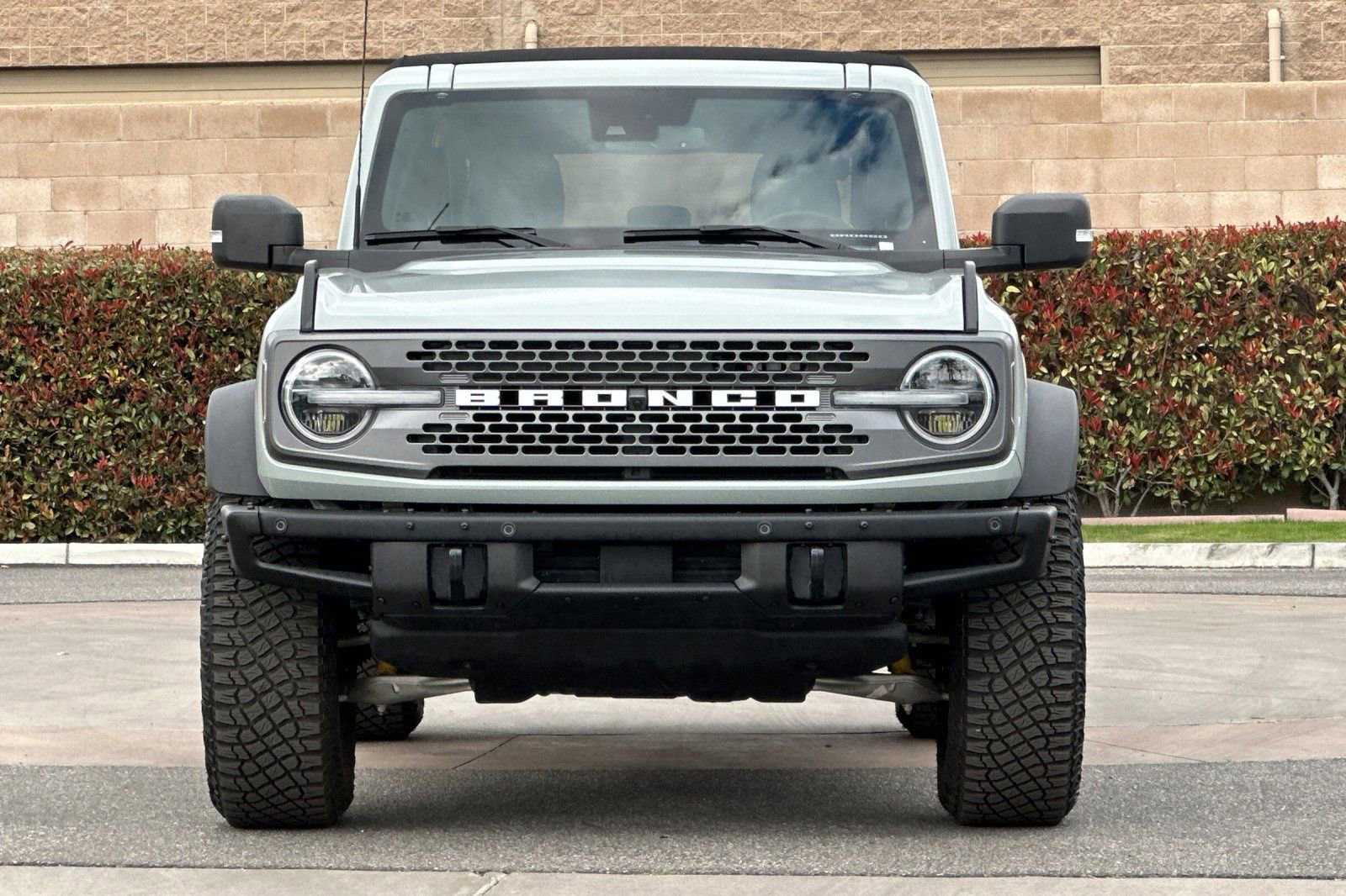 Used 2024 Ford Bronco Badlands image 9