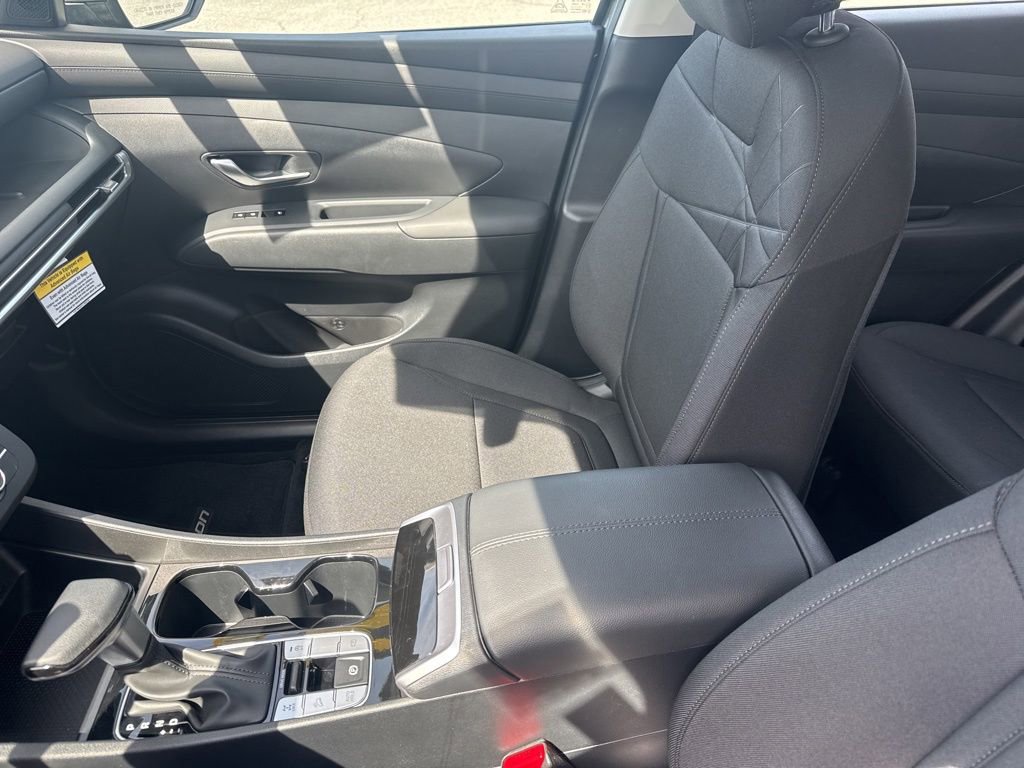 Certified 2026 Hyundai Tucson SE image 32