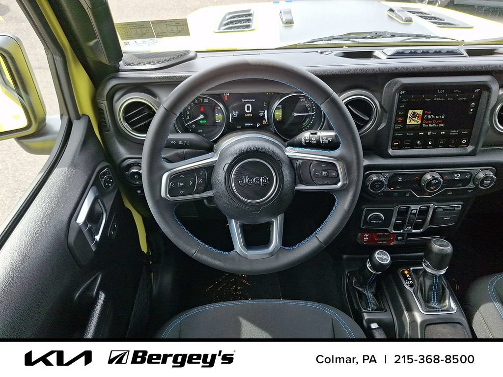 Used 2023 Jeep Wrangler Unlimited Rubicon 4xe AWD/4WD image 13