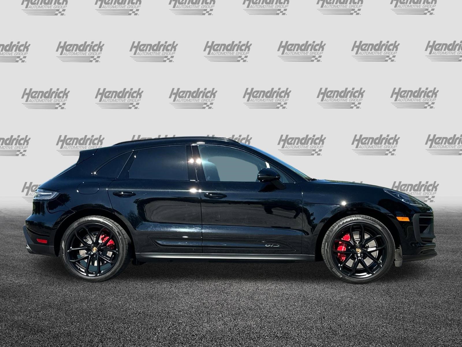 Used 2024 Porsche Macan GTS image 3
