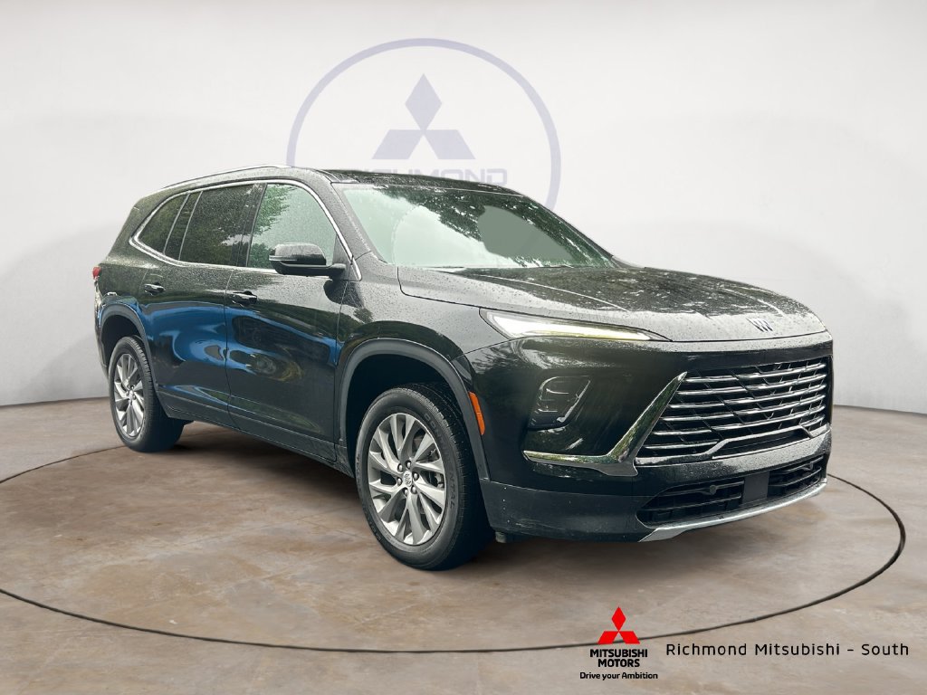 Used 2025 Buick Enclave Preferred AWD/4WD image 1